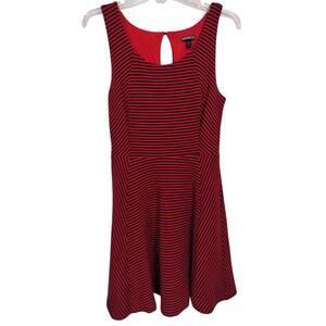3723) Express Sleeveless Red & Navy Fit & Flare Cocktail Dress Size Smalll
